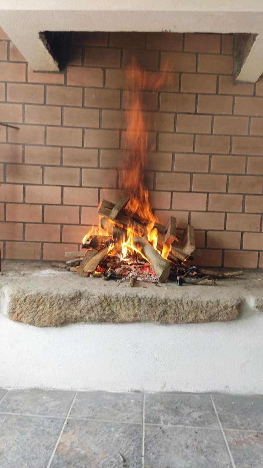 Willa A Casa Do Acivro Outes Zewnętrze zdjęcie